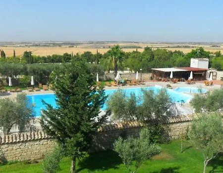 Hotel Tenuta Santa Lucia 3*